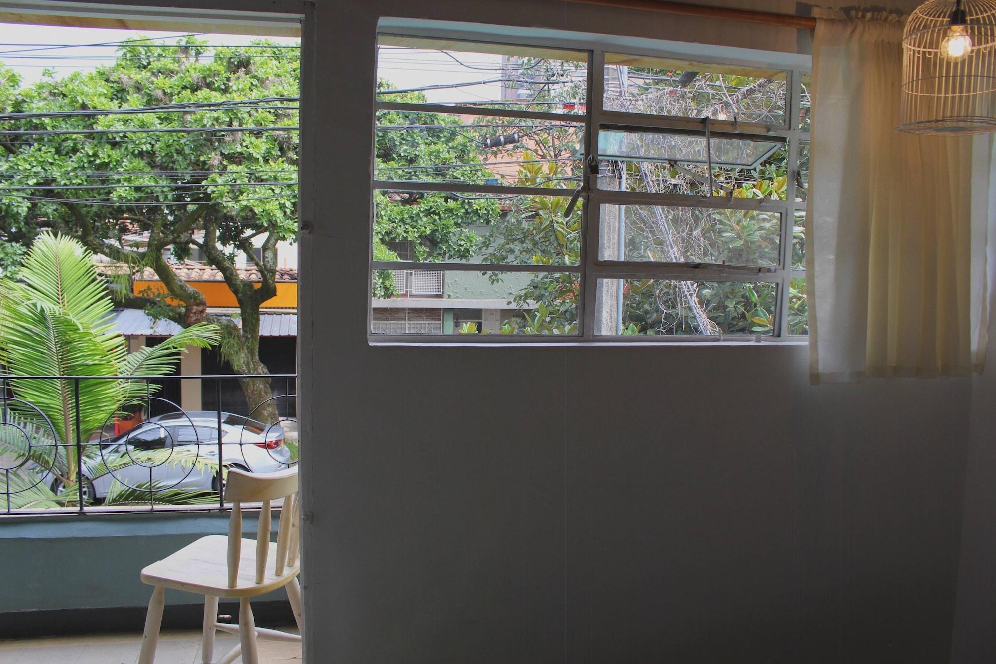 Hostal Casa Estacion Medellín Exterior foto