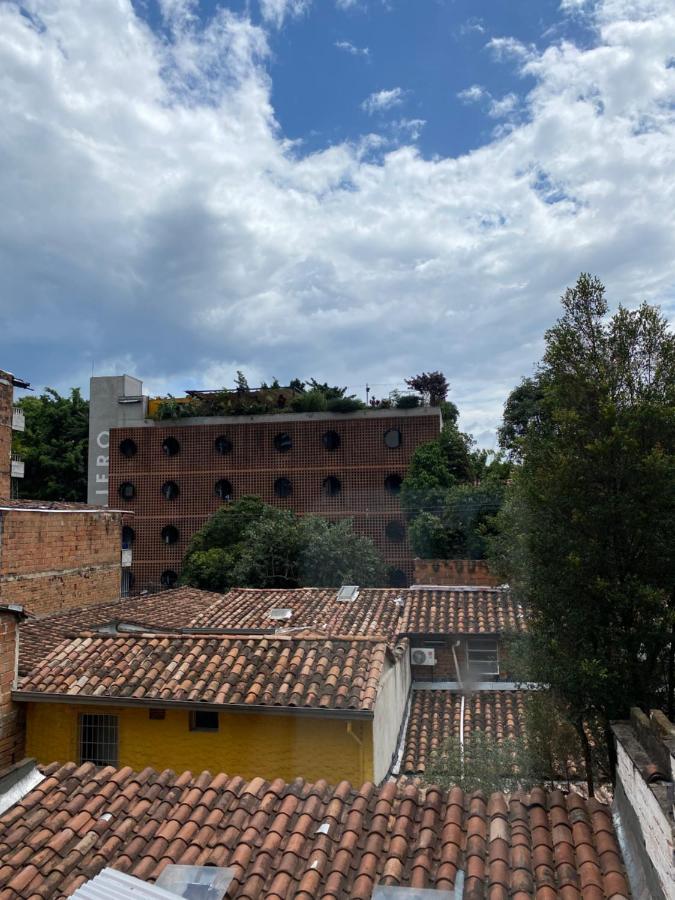 Hostal Casa Estacion Medellín Exterior foto