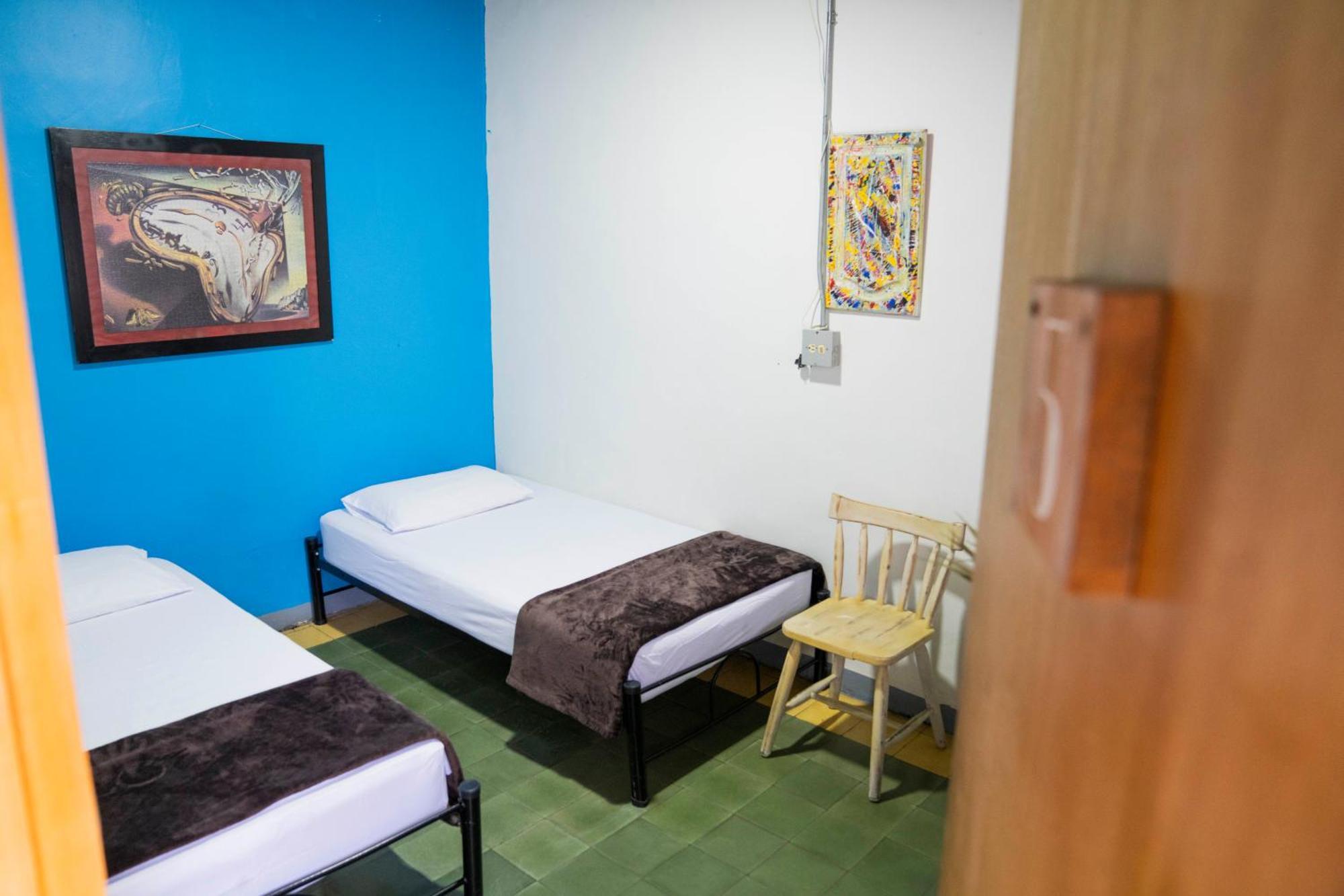 Hostal Casa Estacion Medellín Exterior foto