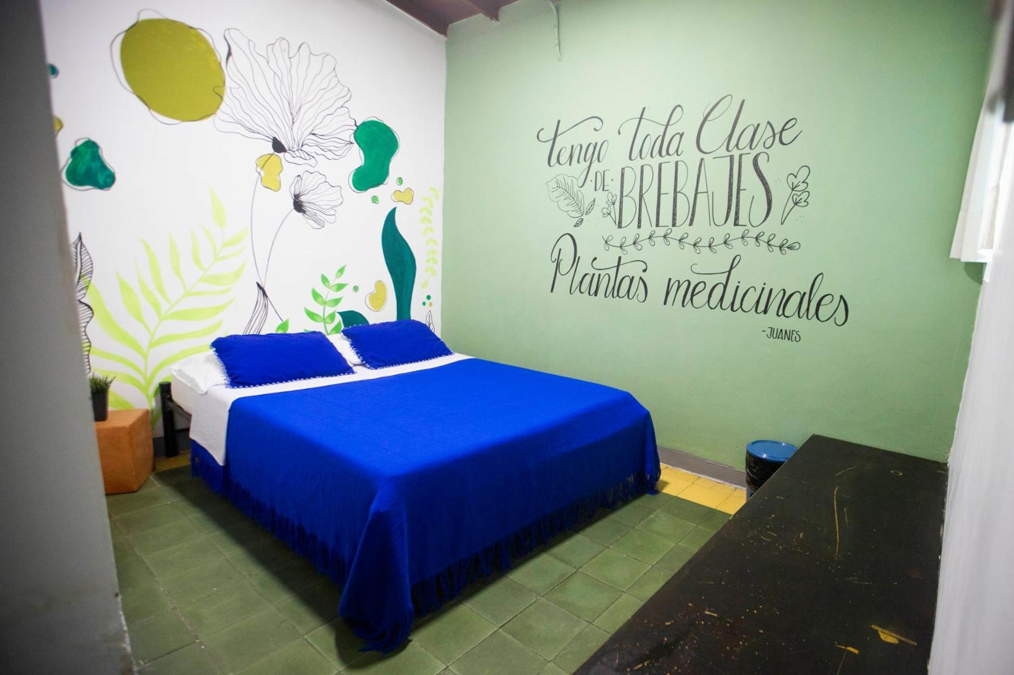 Hostal Casa Estacion Medellín Exterior foto