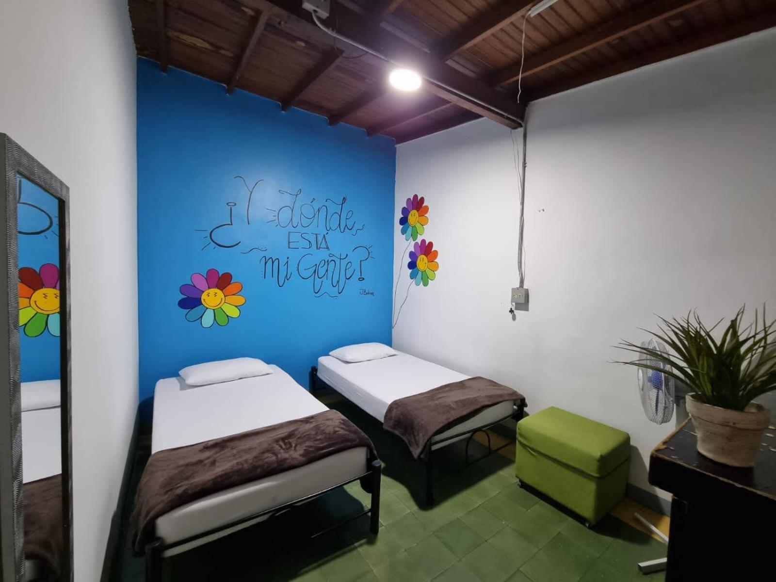 Hostal Casa Estacion Medellín Exterior foto
